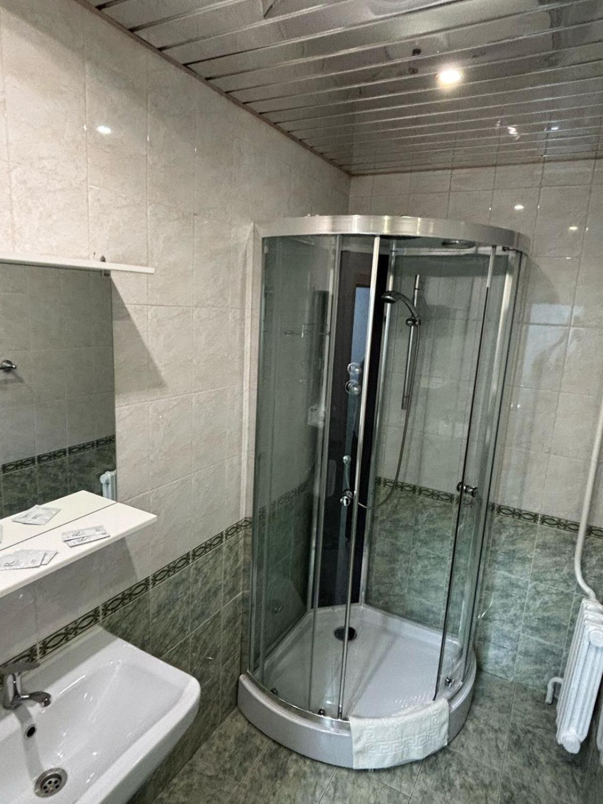 Гостиница ,,Меркурий И К,, Astana Exteriör bild